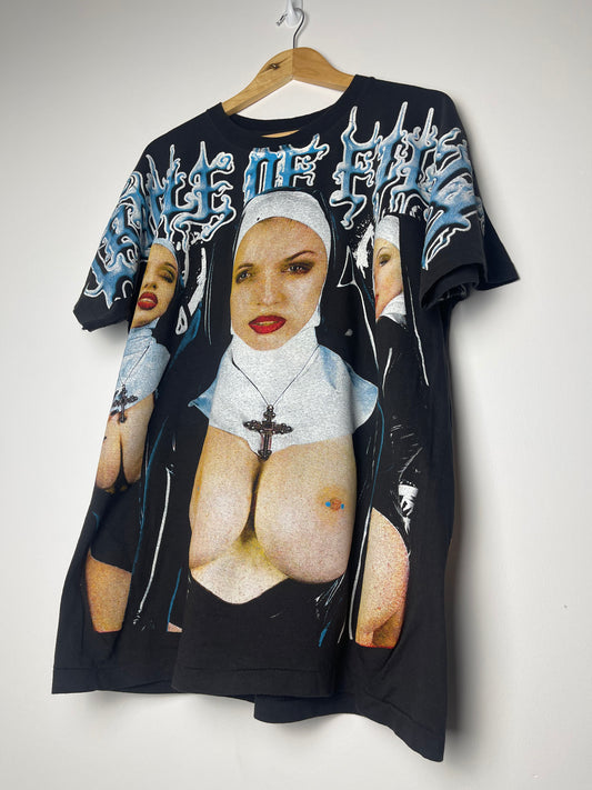 Vintage Style Nun Cross Rock Graphic T-shirt - Large
