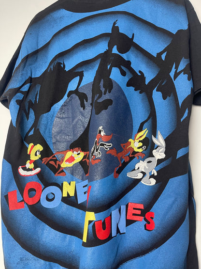 Vintage Style Looney Tunes By Night Graphic T-shirt - X Large
