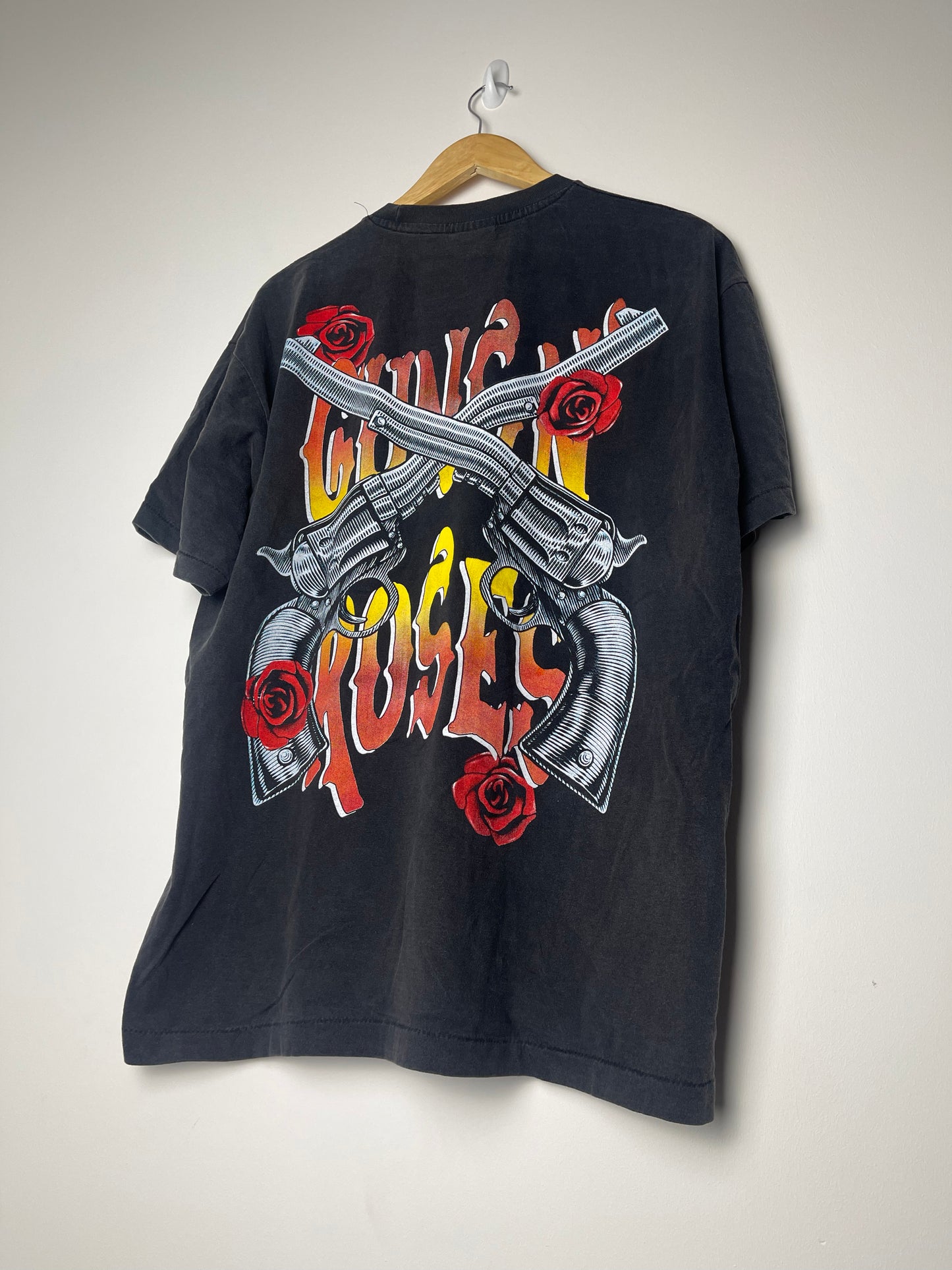 Vintage Style Guns N Roses Mic T-shirt - X Large