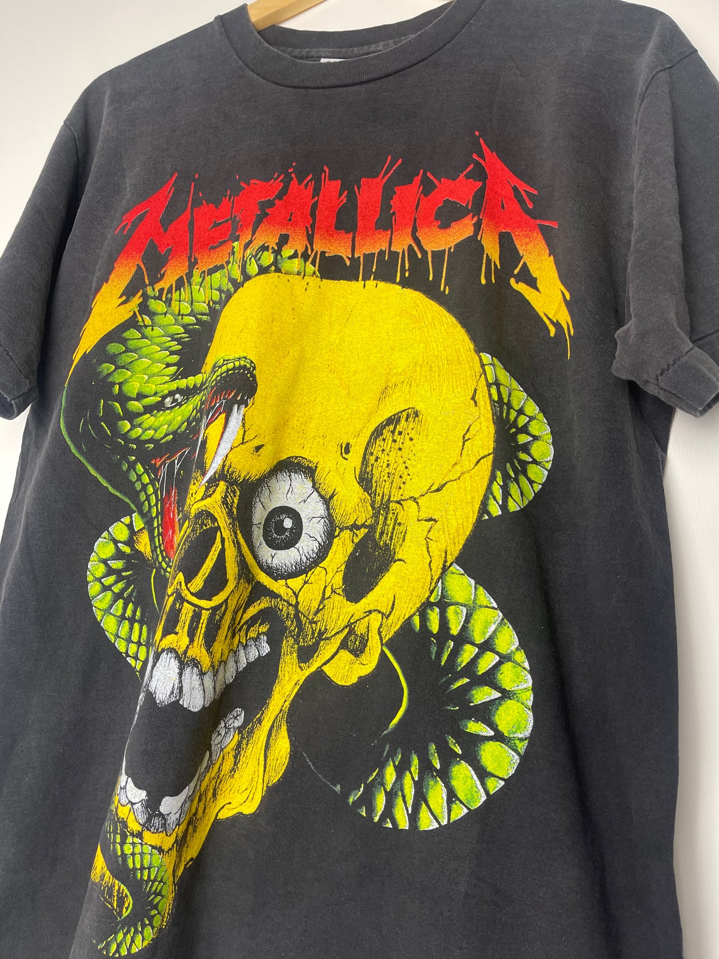 Vintage Style Metallica Monster T-shirt - Large